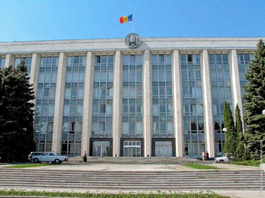 Скорее всего, после второго тура местных выборов будет создана новая коалиция в парламенте.