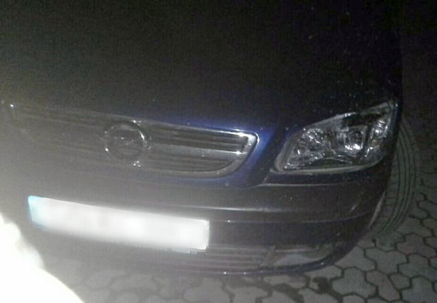 Un bărbat este căutat de poliție, după ce a lovit cu mașina sa un tânăr. Foto: igp.gov.md