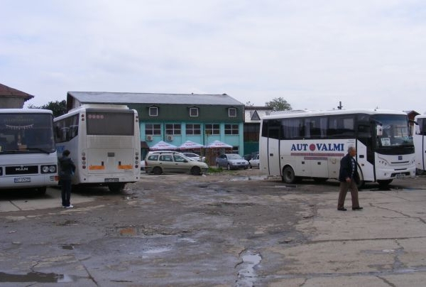 Reprezentanti de la Autogara afirma ca cel putin doua autobuze nu vor porni azi spre Kiev din cauza protestelor din capitala Ucrainei.