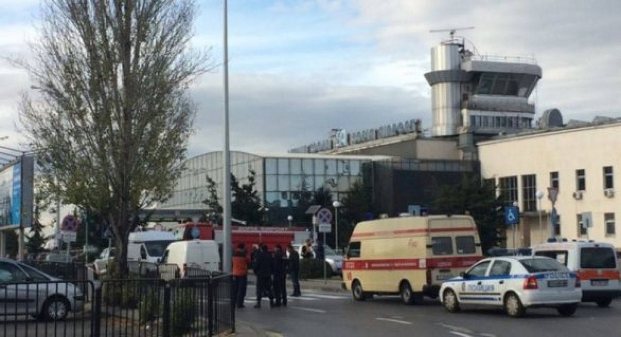 Alertă cu bombă la Aeroportul din Sofia. Două terminale, evacuate