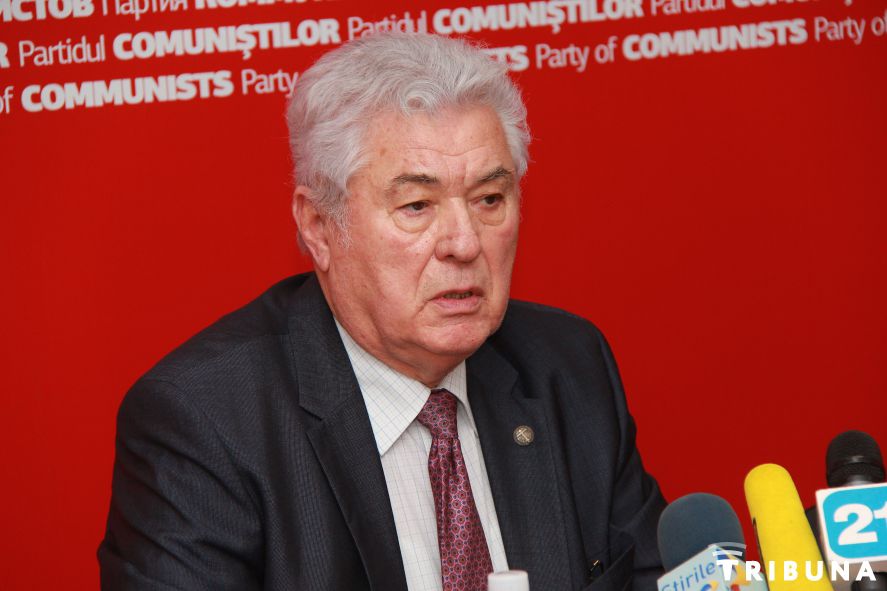 В 1993 году Владимир Воронин стал лидером Партии коммунистов Республики Молдова.