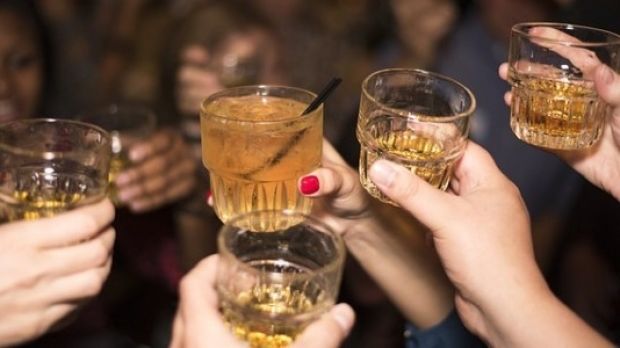 Studiu: Țara care cheltuie cei mai mulţi bani pentru băuturile alcoolice. Foto simbol: Romania TV