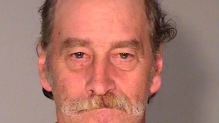 Un bărbat din Minnesota, SUA, a locuit mai bine de doi ani cu cadavrul mamei și al fratelui său vitreg în casă. 