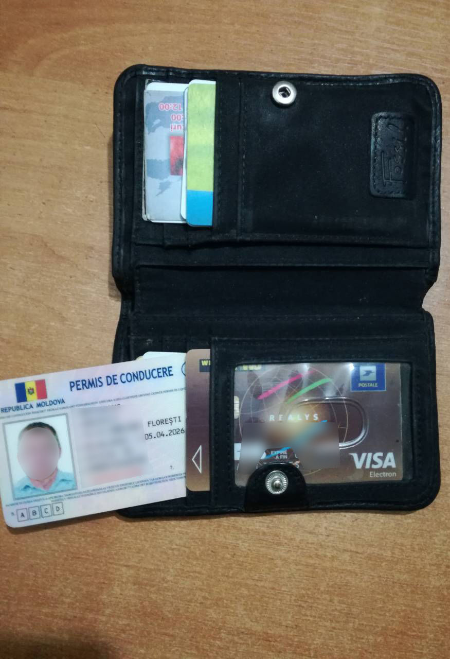 Doi ani în UE cu permis de conducere fals. Moldoveanul, depistat