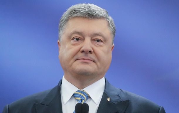 Порошенко: Экономика растет невзирая на кризис.