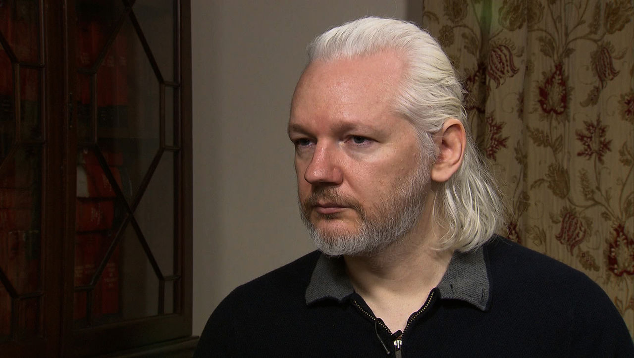 Julian Assange dă asigurări că "nu uită și nu iartă". 