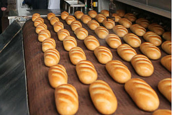 Producătorii vor o majorare cu 12-15% a preţului la produsele de panificaţie. Foto: ipn.md