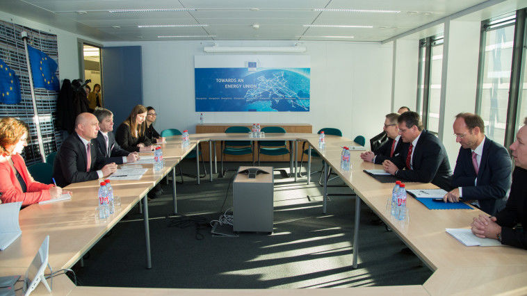 Securitatea energetică a RM, discutată de Filip cu vicepreședintele CE pentru Uniunea Energetică. Foto: gov.md