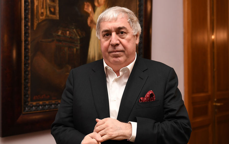 Forbes назвал самые богатые семьи России.