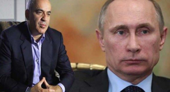 Garry Kasparov nu pune un semn de egalitate între Putin şi Hitler şi subliniază că nu vrea să facă asta.
