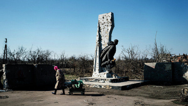 "На 8-9 мая командованием украинских войск спланированы крупные провокации, предусматривающие площадные обстрелы наших населенных пунктов".