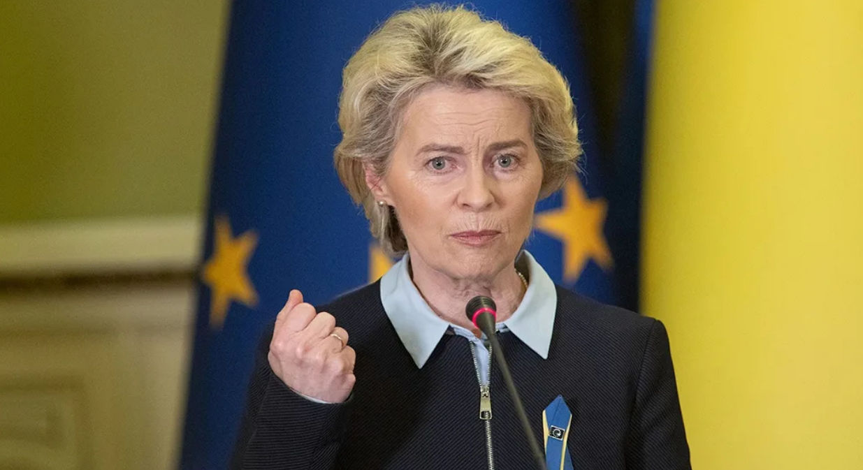 Фон дер Ляйен призвала увеличить расходы на оборону.