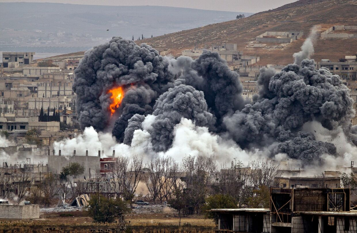 США нанесли удар по военным объектам в Сирии, связанным с Ираном.