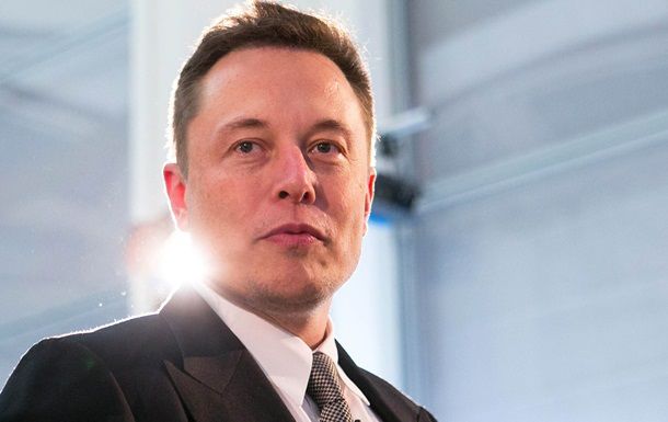 Маск удалил из Facebook страницы Tesla и SpaceX.