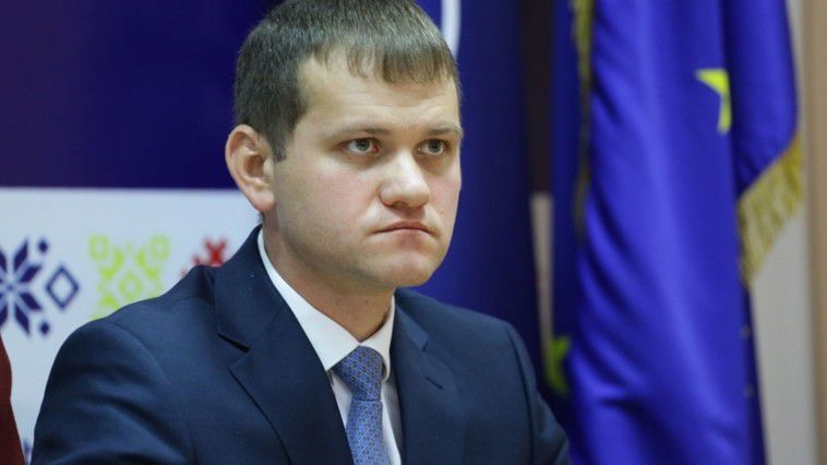 Мунтяну отметил, что Руслан Кодряну был незаконно назначен Сильвией Раду и. о. примара столицы до конца выборов. Фото: deschide.md.