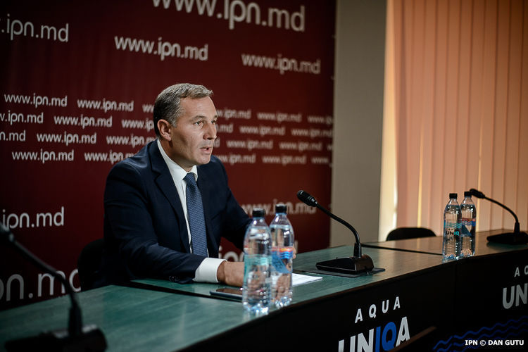 Бывший руководитель Управления внешней разведки Алексей Серебрянский.