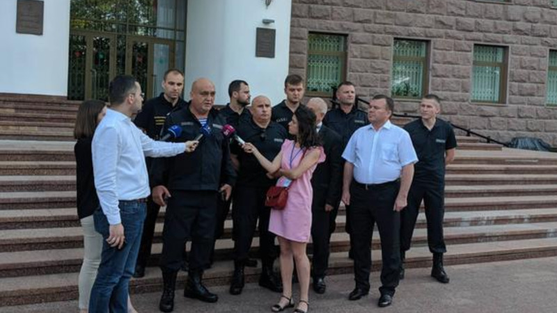 Полицейские, поддержавшие правительство Санду, восстановлены в должности.