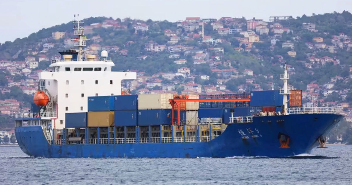 Un container chinezesc a intrat pentru prima dată în portul Crimeii.