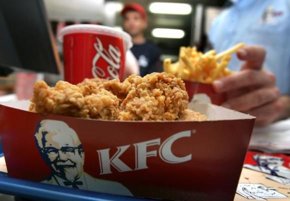 KFC a închis mai multe restaurante: Au rămas fără carne de pui. Foto: digi24.ro
