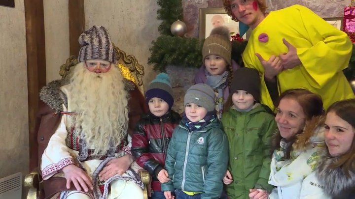 Peste 130 de copii ai poliţiştilor au primit cadouri din partea lui Moş Crăciun