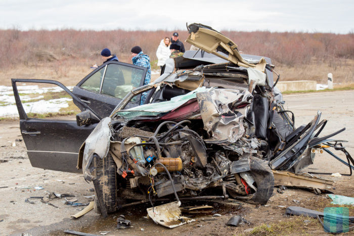 Șoferul Mercedesului, care a decedat în tragicul accident de pe traseul Tiraspol-Camenca, mergea cu 200 km/h. 