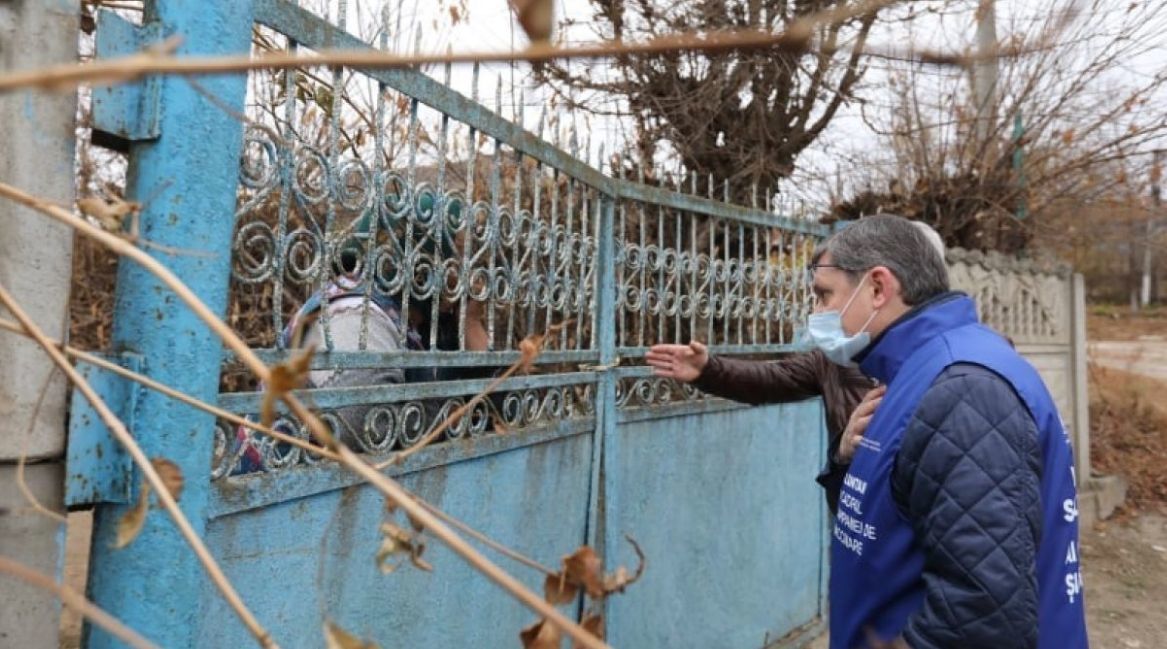 Гросу принял участие в кампании и призывает людей вакцинироваться.
