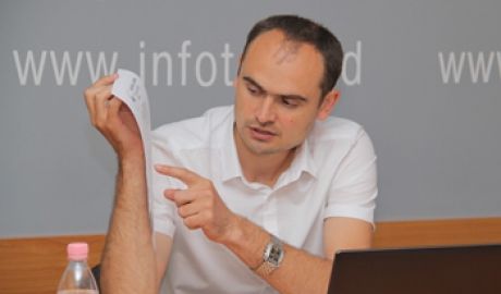 Dosarul lui Andrei Donică va fi redistribuit unui alt judecător. 