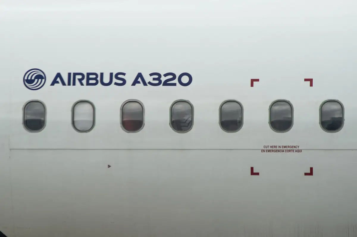 Airbus a identificat o nouă problemă cu avionul A320.