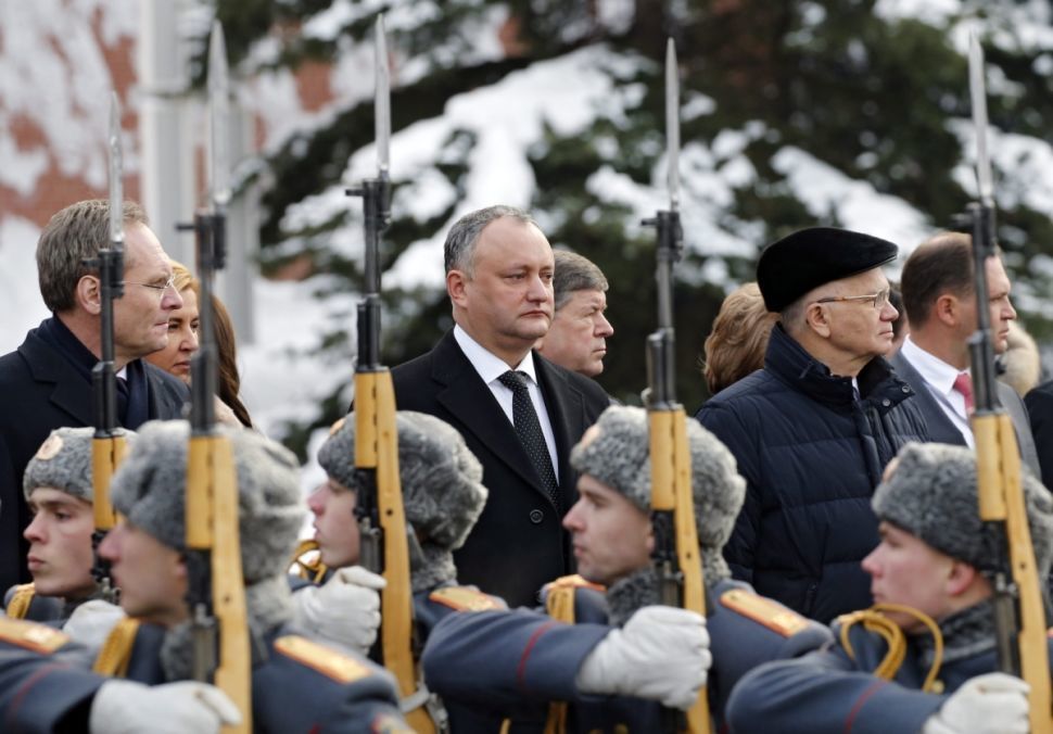 Президент Молдовы хочет иметь хорошие отношения с соседями.