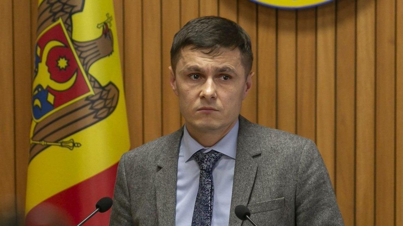 Нагачевский о запрете на прогулки в парках: “ЧП не дает мандата на беспредел”.