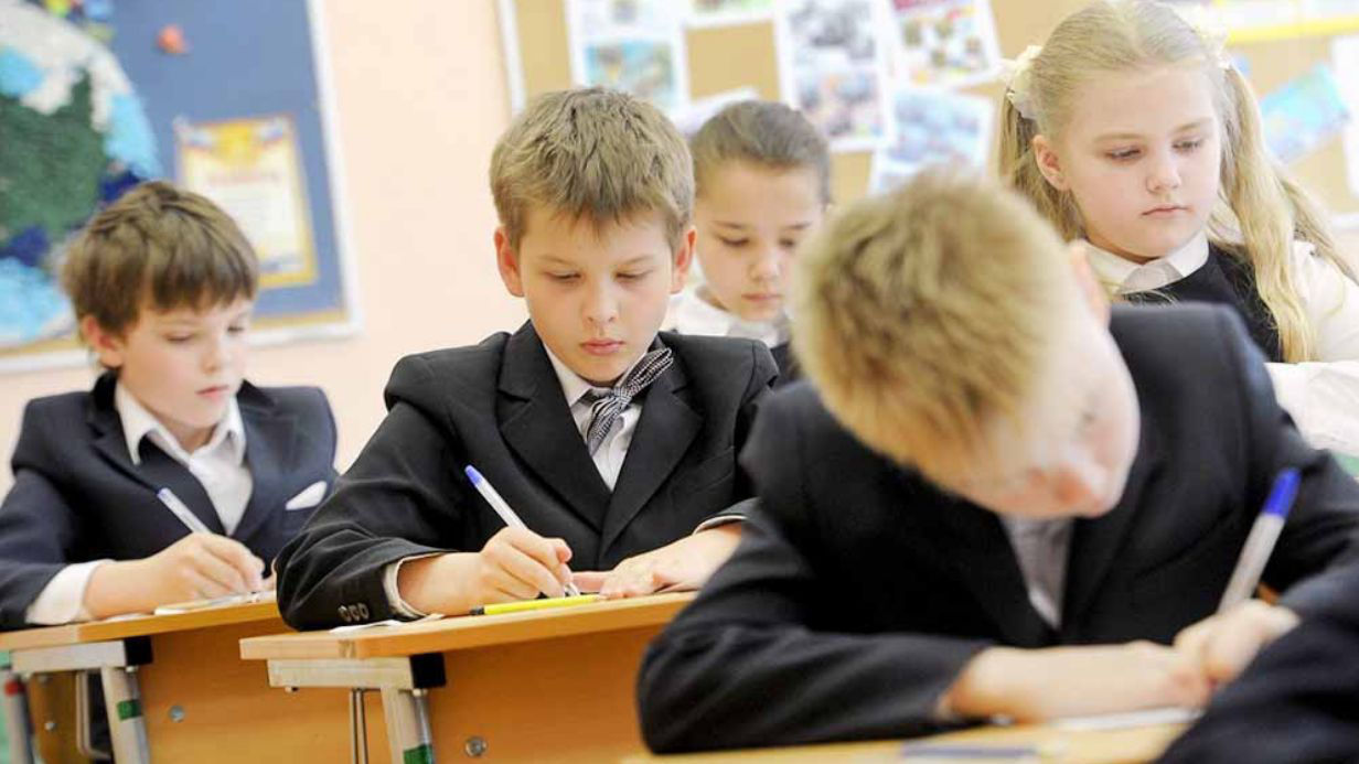 В Гагаузии предложили шестидневку в школах вместо обучения онлайн.