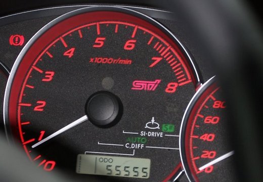 В Латвии за скрученный пробег авто грозит штраф до 2 тысяч евро.