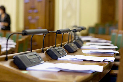 В зал заседаний парламента Латвии проникли воры.