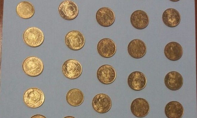 Monede din aur, vechi de până la 150 de ani, descoperite pe aeroportul din Capitală.  