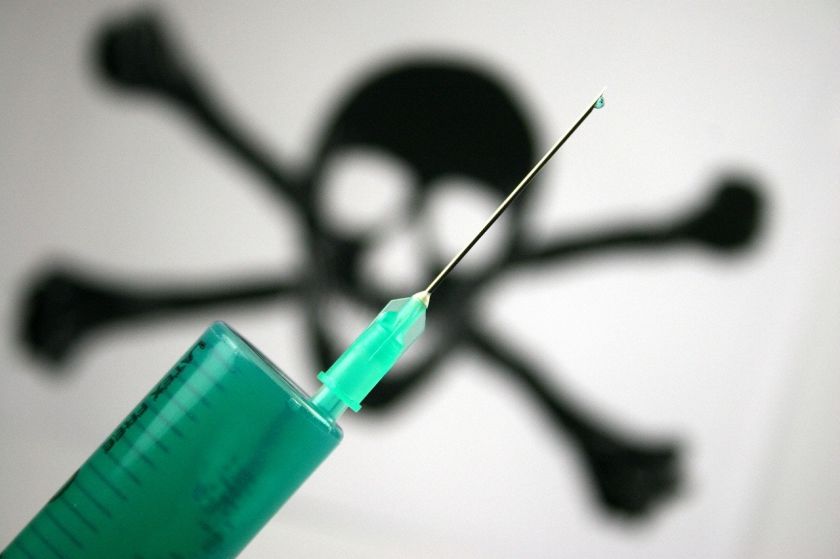 Decesul lor se înscrie într-un calendar foarte controversat de execuţii accelerate în Arkansas, din cauza apropiatei expirări a unei substanţe utilizate în injecţiile letale.