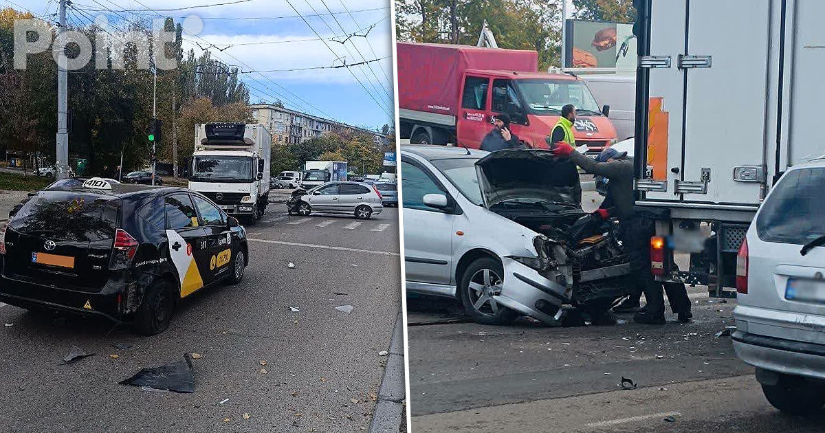 Accident în Capitală: Patru automobile s-au tamponat.