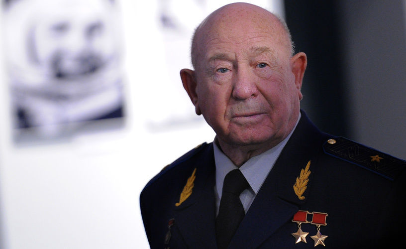 Алексей Леонов прокомментировал проекты покорения Марса.