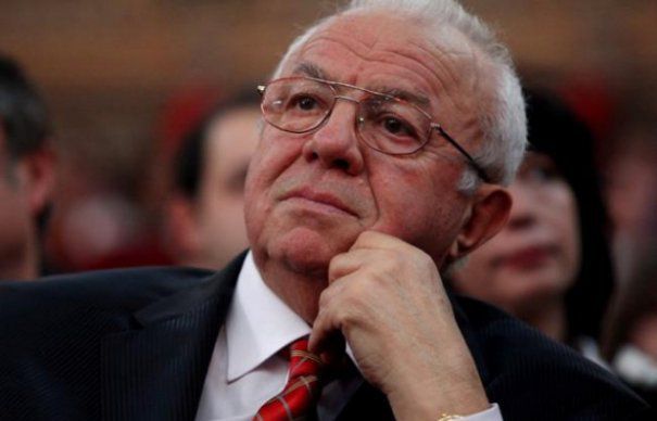 Transplant cu scandal în România. Actorul Alexandru Arşinel a fost audiat de procurori.