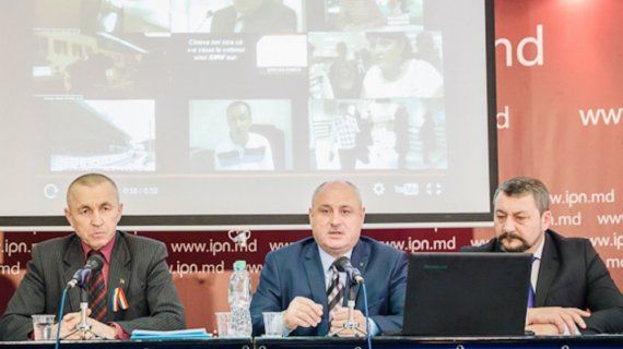 Виктор Алексеев, Геннадий Косова и Анатол Караман (справа налево) будут бороться с «российской угрозой».
