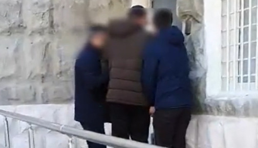 Полиция задержала находящегося в розыске мужчину.