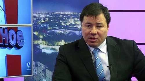 Именно при кандидате Додоне, коммунисты впервые получили в муниципальном Совете Кишинёва 26 мандатов.