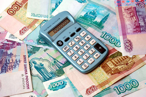 Также наблюдается рекордный рост ставок по рублевым межбанковским кредитам.  Фото: nsn.fm