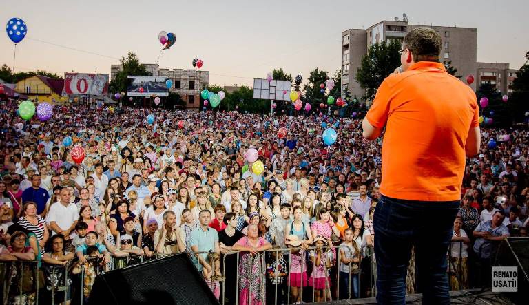Усатый в Сороках: "Спасибо, что верите в нас".