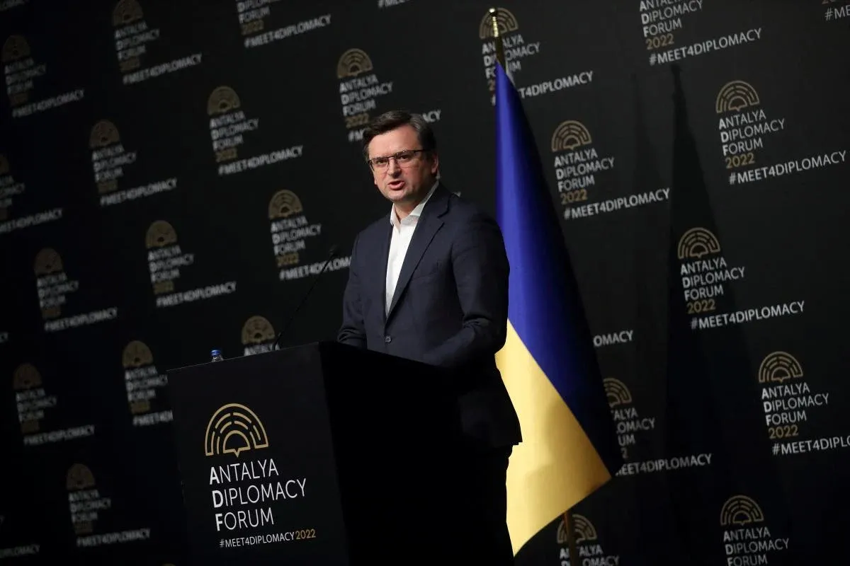 Кулеба опроверг заявление Эрдогана о прогрессе в переговорах с РФ.