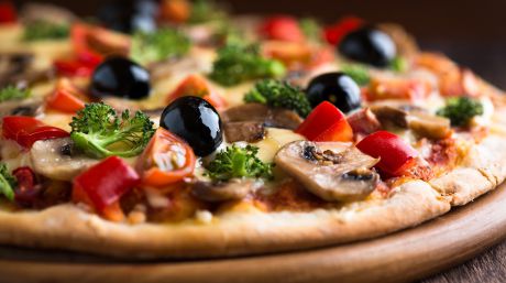 Pizza la domiciliu va fi livrată de roboți. Foto: feelgrafix.com