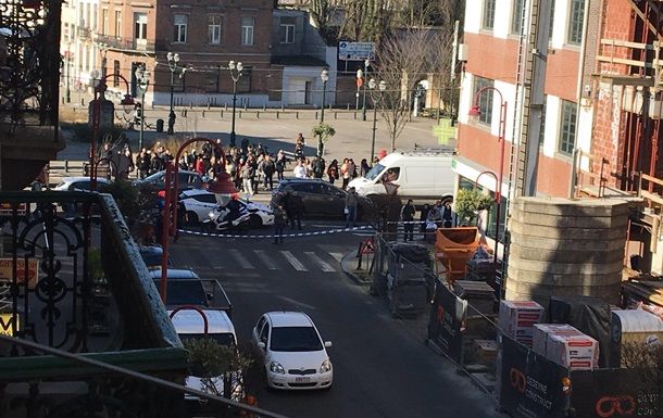 В Брюсселе полиция провела спецоперацию.