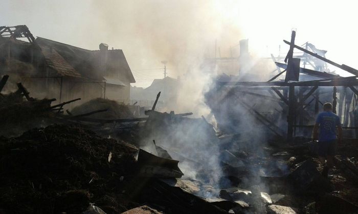 Incendiu la o casă părăsită din Cucuruzeni, Orhei. 