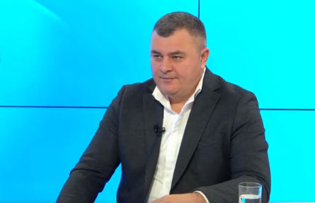 Новак – ПДС: "Разве люди уполномочили вас довести их до нищеты?".