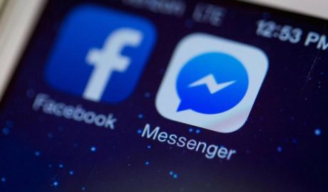 Facebook este gratuit, iar promisiunea că va rămâne gratuit pe întregul parcurs al existenţei sale a fost reiterată în numeroase cazuri.
