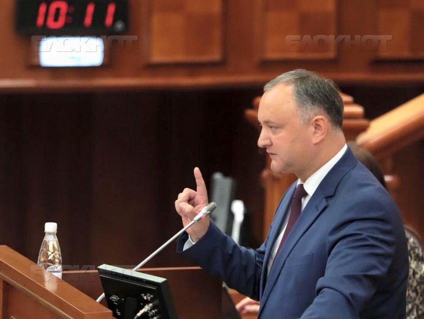 Председатель Партии социалистов раскритиковал решение Валерия Стрельца.